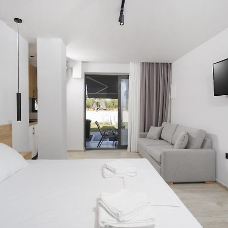 Rigas Boutique Rooms Pefkochori Esterno foto